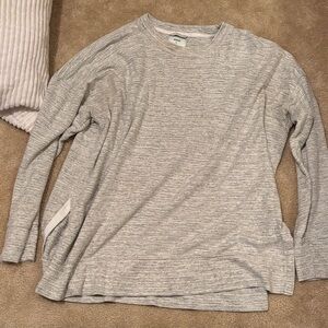 Aerie Women’s Gray Long Sleeve Top